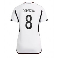Fotbalové Dres Německo Leon Goretzka #8 Dámské Domácí MS 2022 Krátký Rukáv